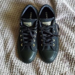 Converse Chuck Taylors